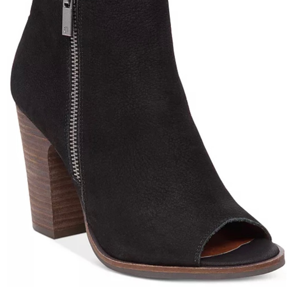 Lucky Brand Lamija Leather peep toe pumps booties so cute! Block heel size 8.5